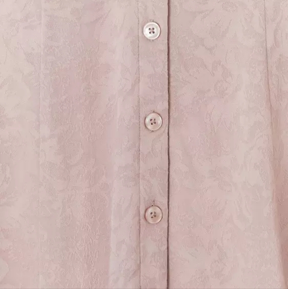 Torrid Size 1 Taupe Jacquard Button Front Fit & Flare Peplum Top - Picture 4 of 8